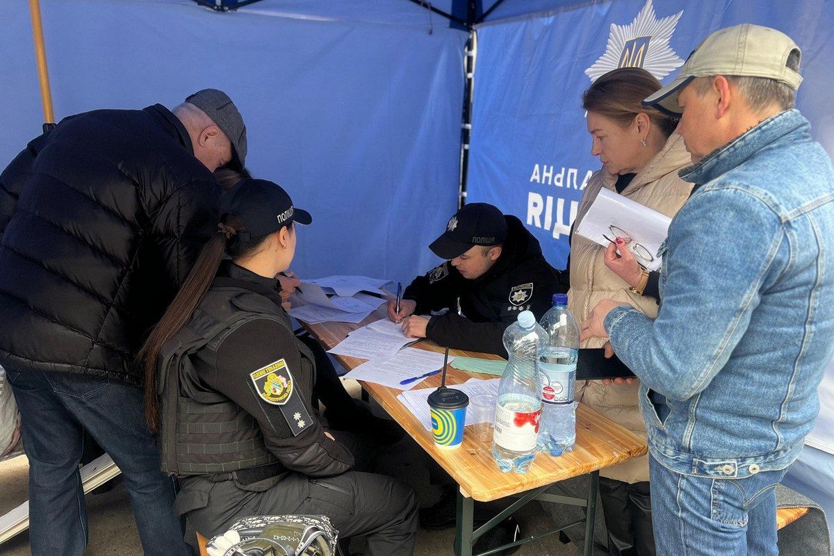 Серия взрывов в Днепре вечером 26 марта: фото и подробности от полиции, спасателей и прокуратуры 10