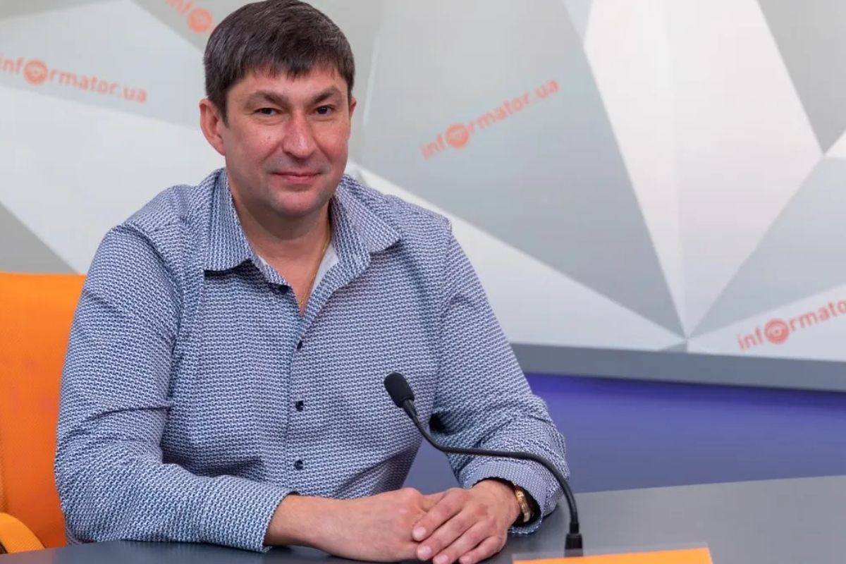 Олександр Олегович Плахотнік Олександр Олегович Плахотнік