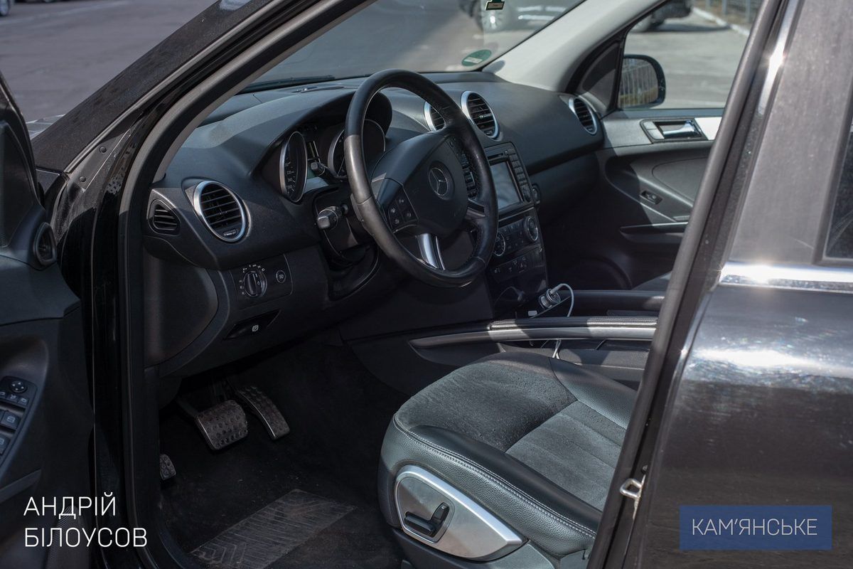 В Каменском передали Mercedes военным, защищающим небо Украины 2