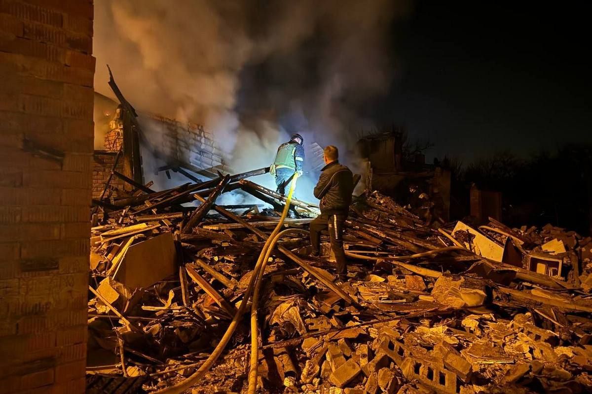 "Корабель" знищений: голова ДніпроОВА Лисак повідомив про наслідки сибухів у Дніпрі, загинули щонайменше 4 людини 1