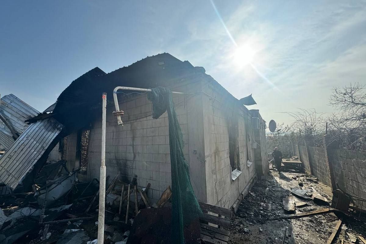 Наслідки ворожої атаки "Шахедами" по Дніпру