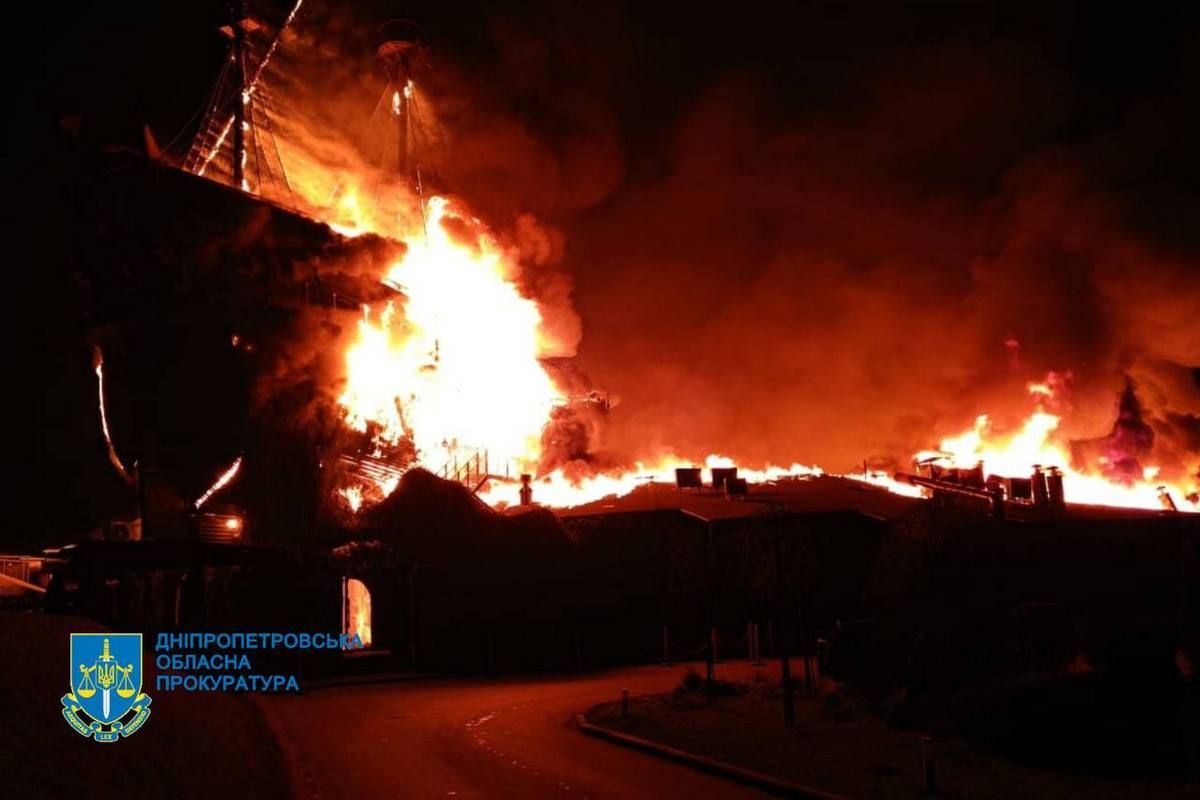 Пожежі рятувальники вже приборкали