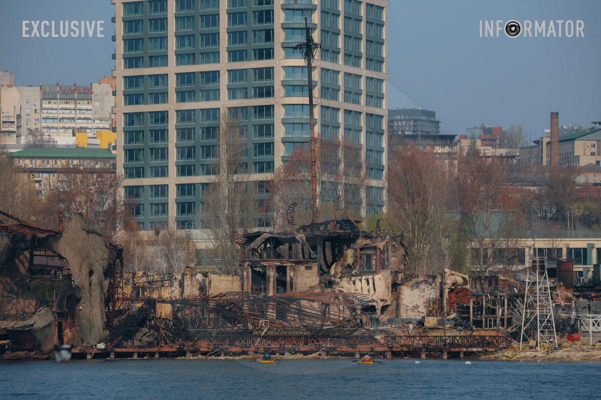 Корабель вигорів вщент: як виглядає готельно-ресторанний комплекс у Дніпрі після удару російських БпЛА 1