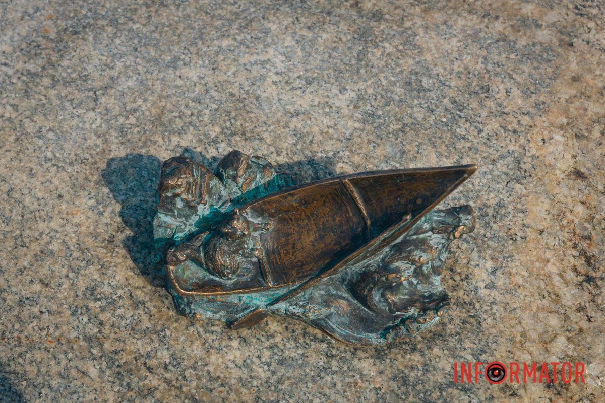 Стару мініскульптуру встановили у 2022 році