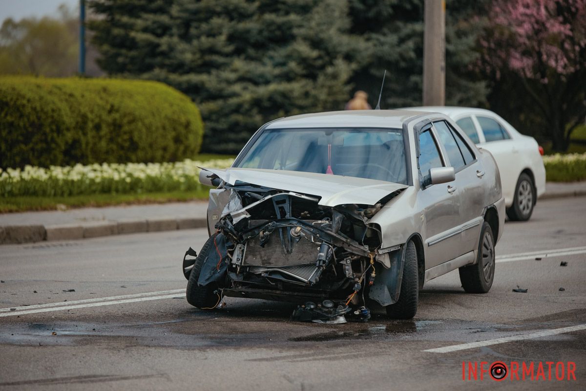 Chery Amulet, попавший в аварию Chery Amulet, попавший в аварию