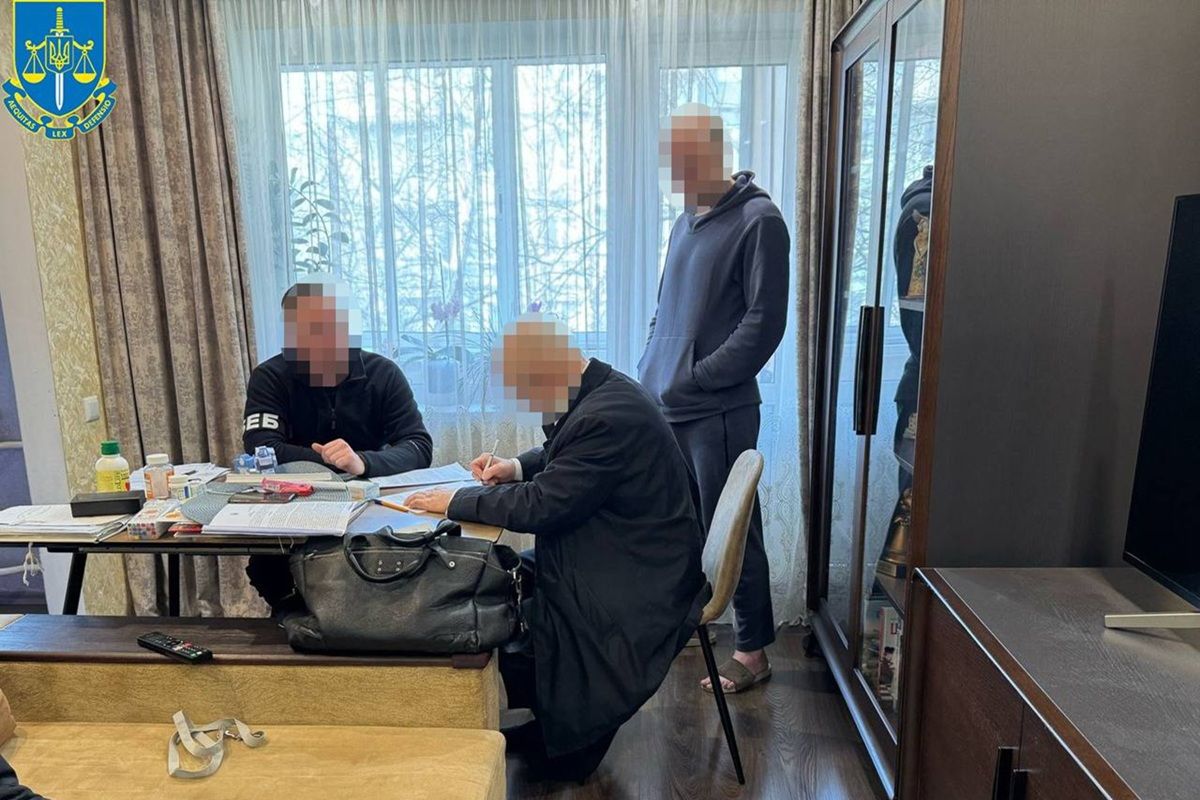 В Днепре директор КП растратил более 4 миллионов гривен на покупку квадроциклов для военных.