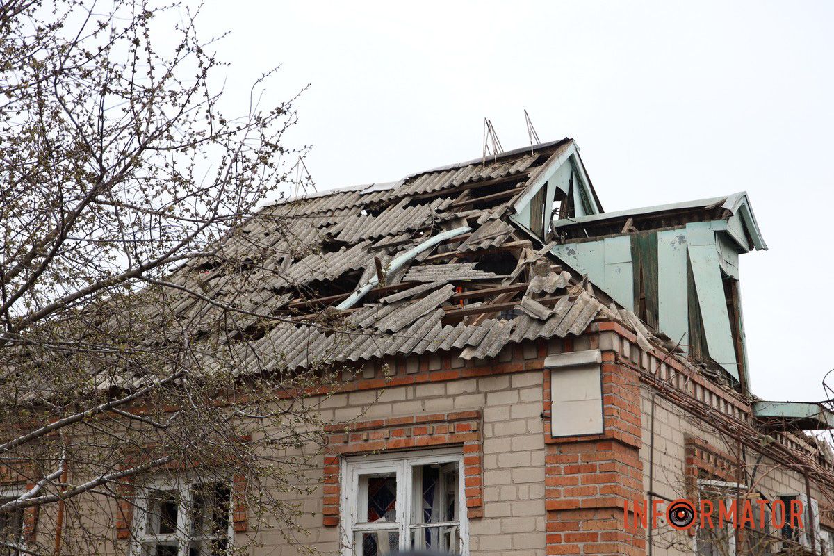 Вибиті вікна, руїна та знищені автомобілі: як виглядають місця ударів рф «Шахедами» по Дніпру 6