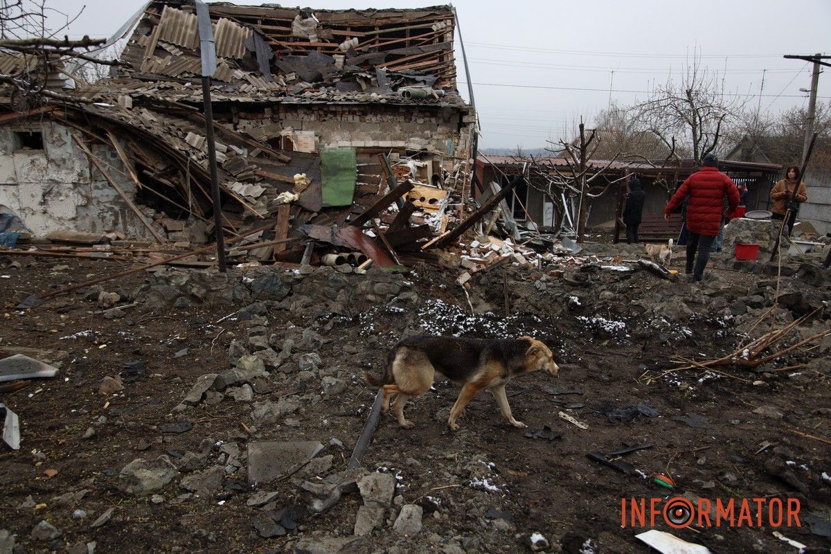 Вибиті вікна, руїна та знищені автомобілі: як виглядають місця ударів рф «Шахедами» по Дніпру 9