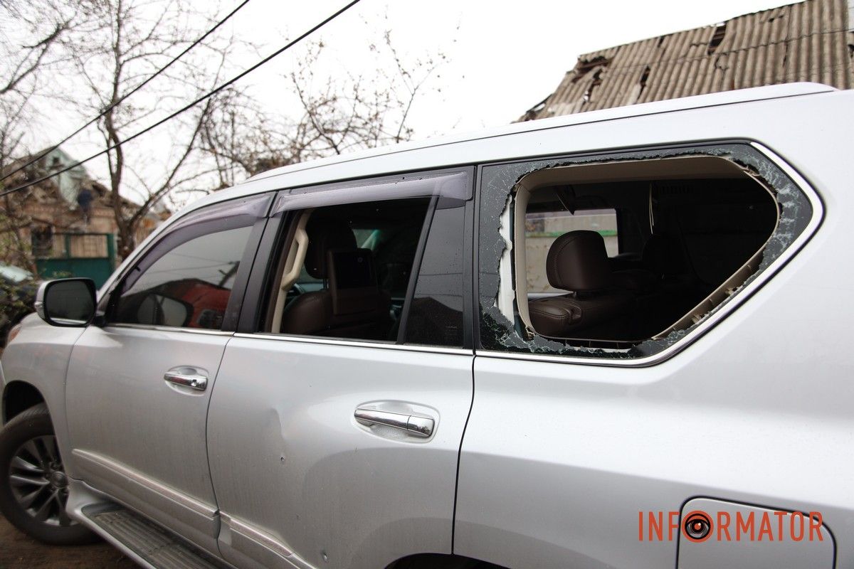 Вибиті вікна, руїна та знищені автомобілі: як виглядають місця ударів рф «Шахедами» по Дніпру 35