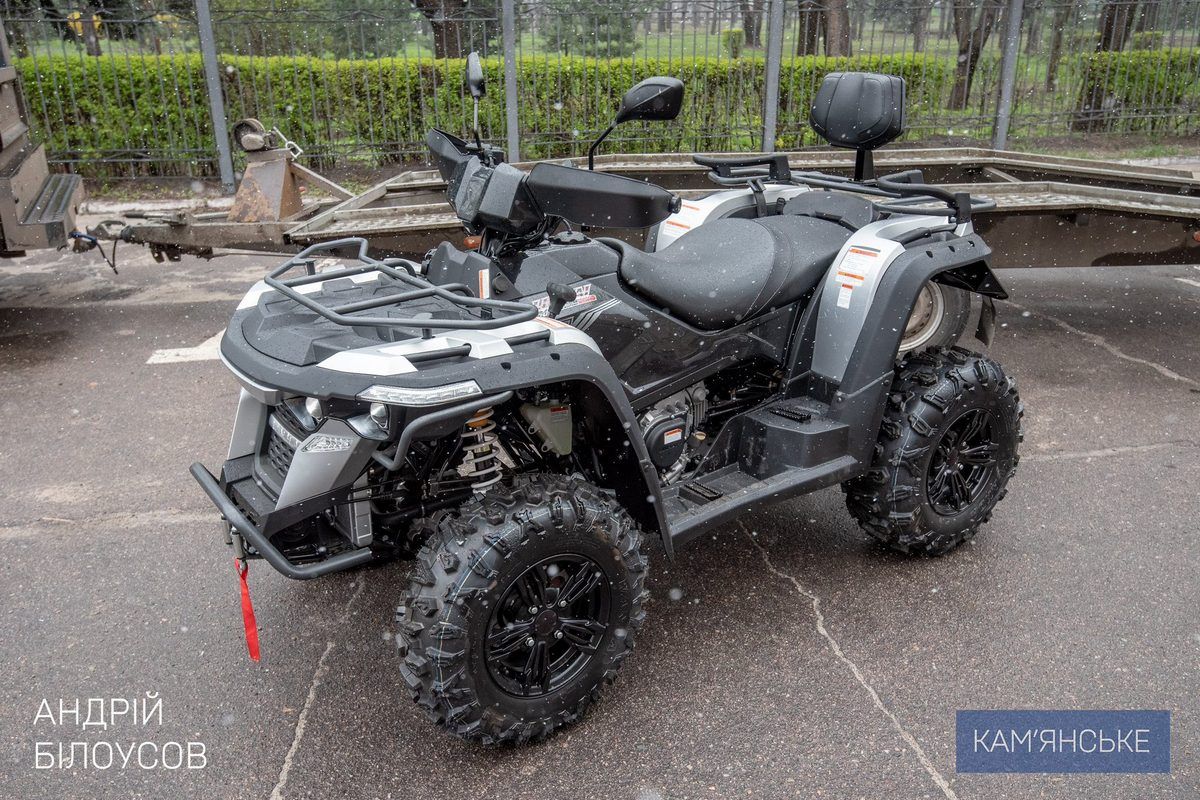 Технику будут использовать для выполнения боевых задач В Каменском передали квадроцикл бойцам бригады «Азов» Национальной гвардии Украины 3