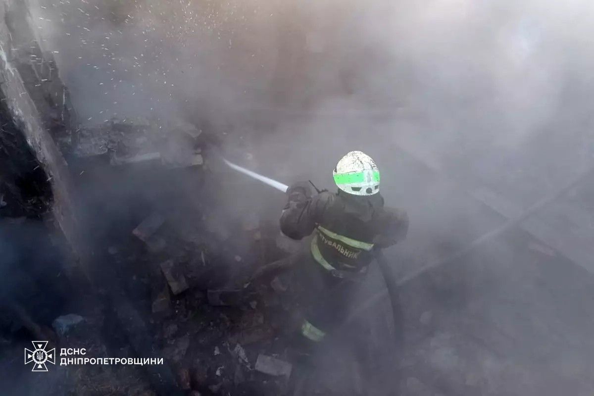 В ночь на 10 апреля в Самаровском районе произошел пожар В ночь на 10 апреля в Самаровском районе произошел пожар