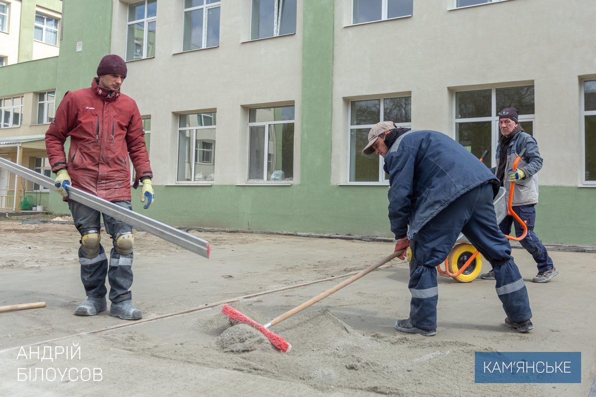 «Роботи ведуться згідно з графіком»: у Кам’янському оновлюють ліцеї 3