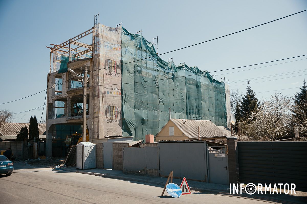 Демонтаж розпочався тиждень тому Демонтаж розпочався тиждень тому