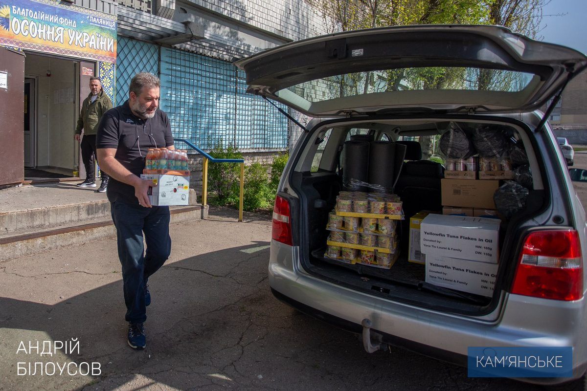 У Кам’янському передали авто командиру відділення безпілотних систем У Кам’янському передали авто командиру відділення безпілотних систем 1