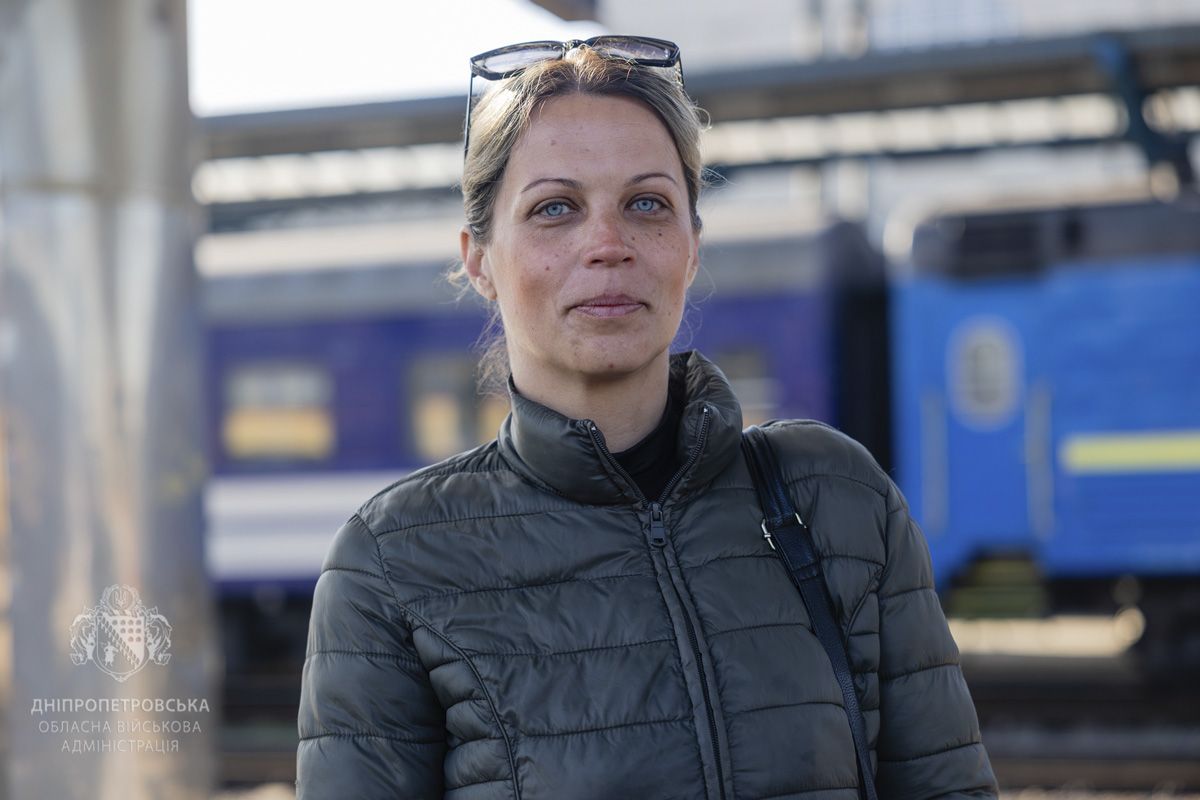 Северина встретила свою племянницу Ульянку С отдыха на Закарпатье вернулись 78 детей льготных категорий из Днепропетровщины