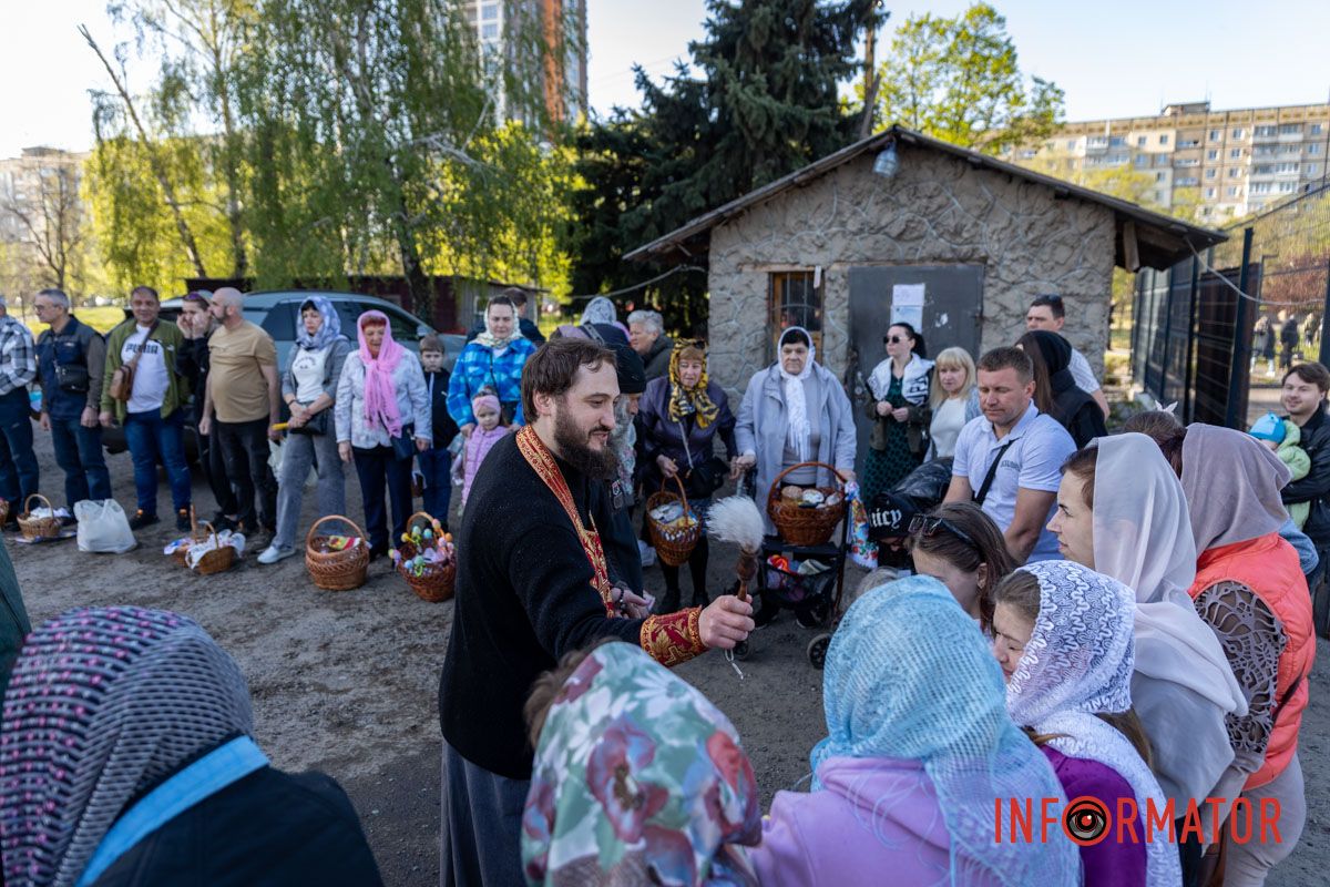 Святкові обряди попри війну: як Дніпро зустрічає Великдень 10