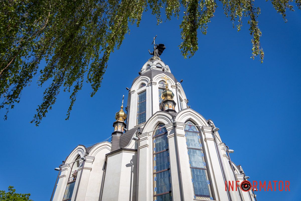 Святкові обряди попри війну: як Дніпро зустрічає Великдень 18