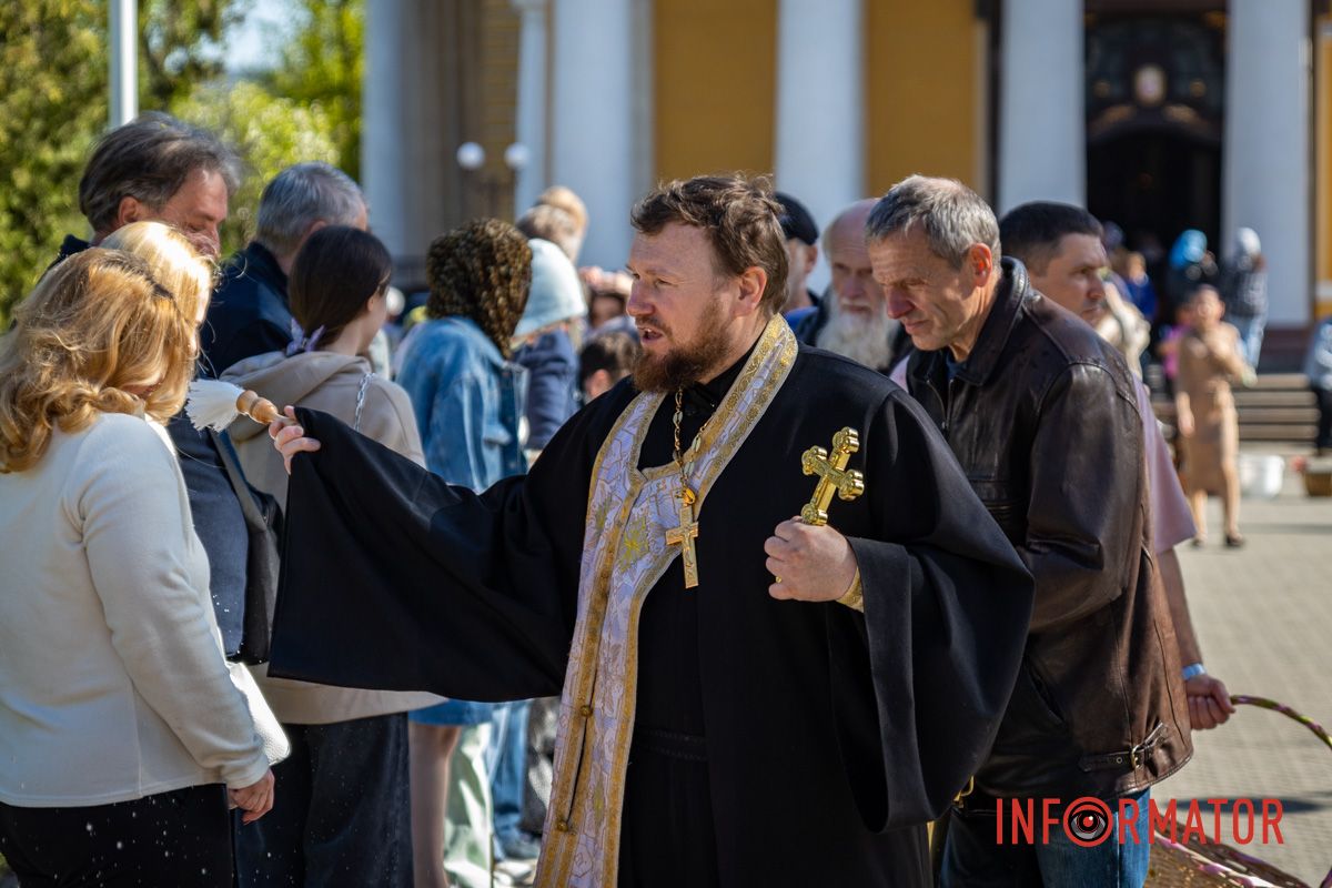 Святкові обряди попри війну: як Дніпро зустрічає Великдень 27