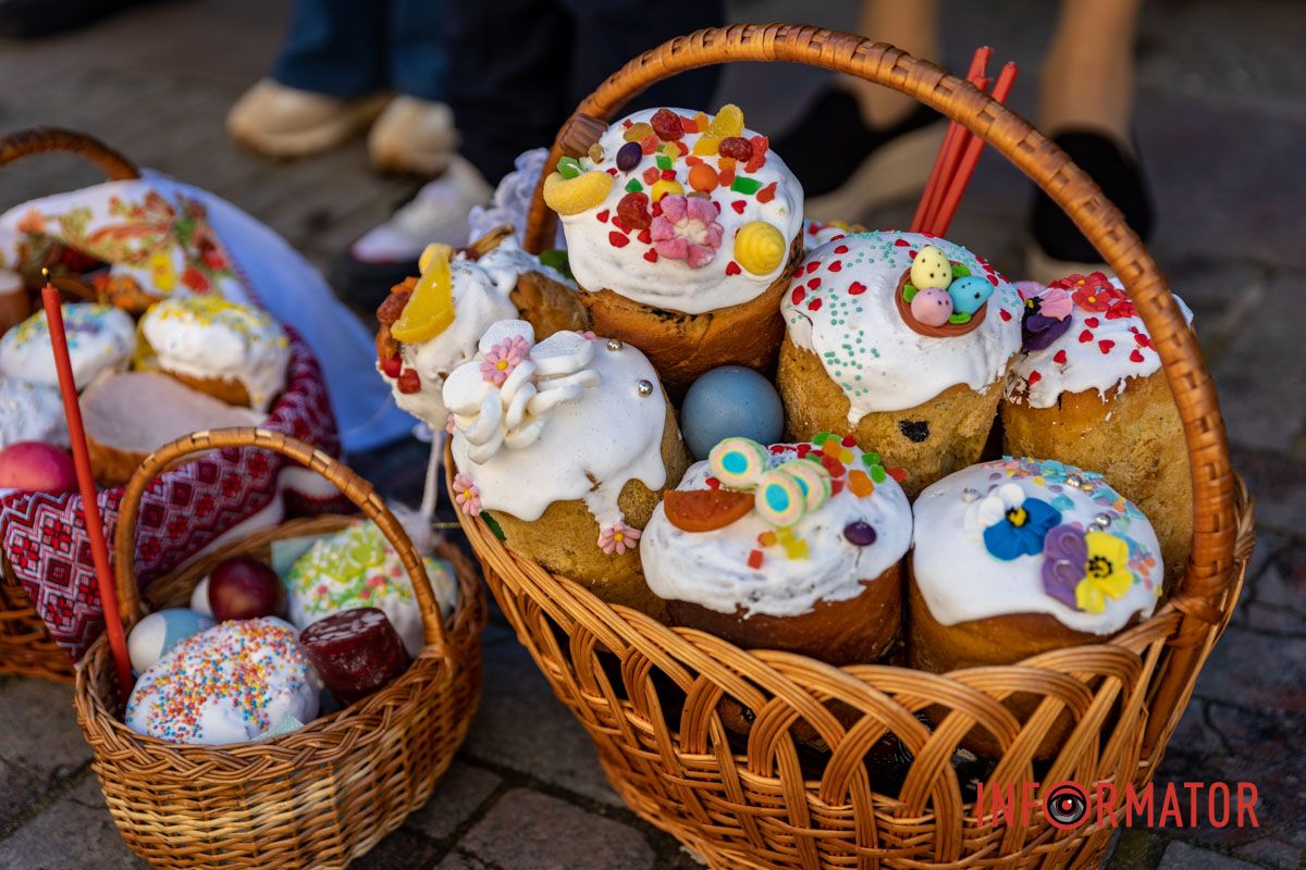 Святкові обряди попри війну: як Дніпро зустрічає Великдень 32