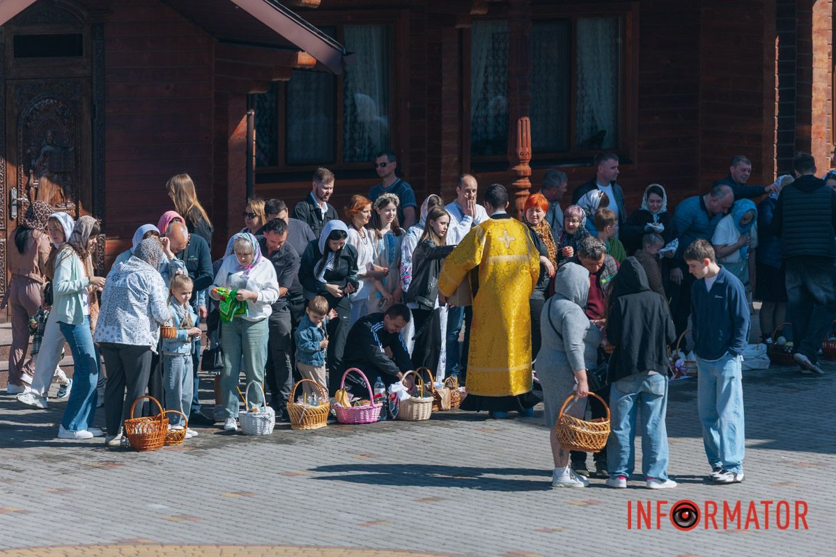 Святкові обряди попри війну: як Дніпро зустрічає Великдень 87