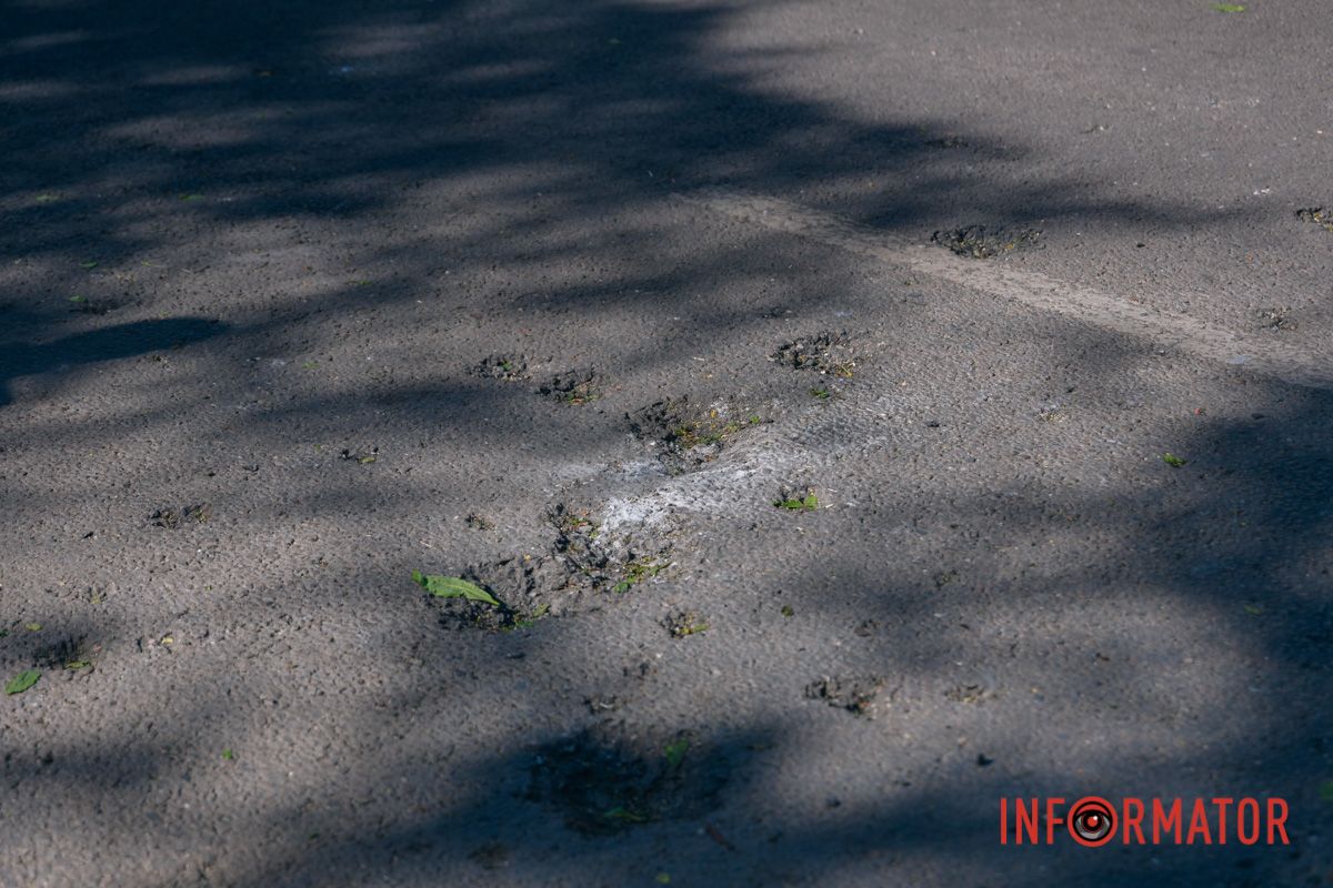 Понівечені магазини та вибиті вікна: фото з місця атаки російських БпЛА у Дніпрі 2