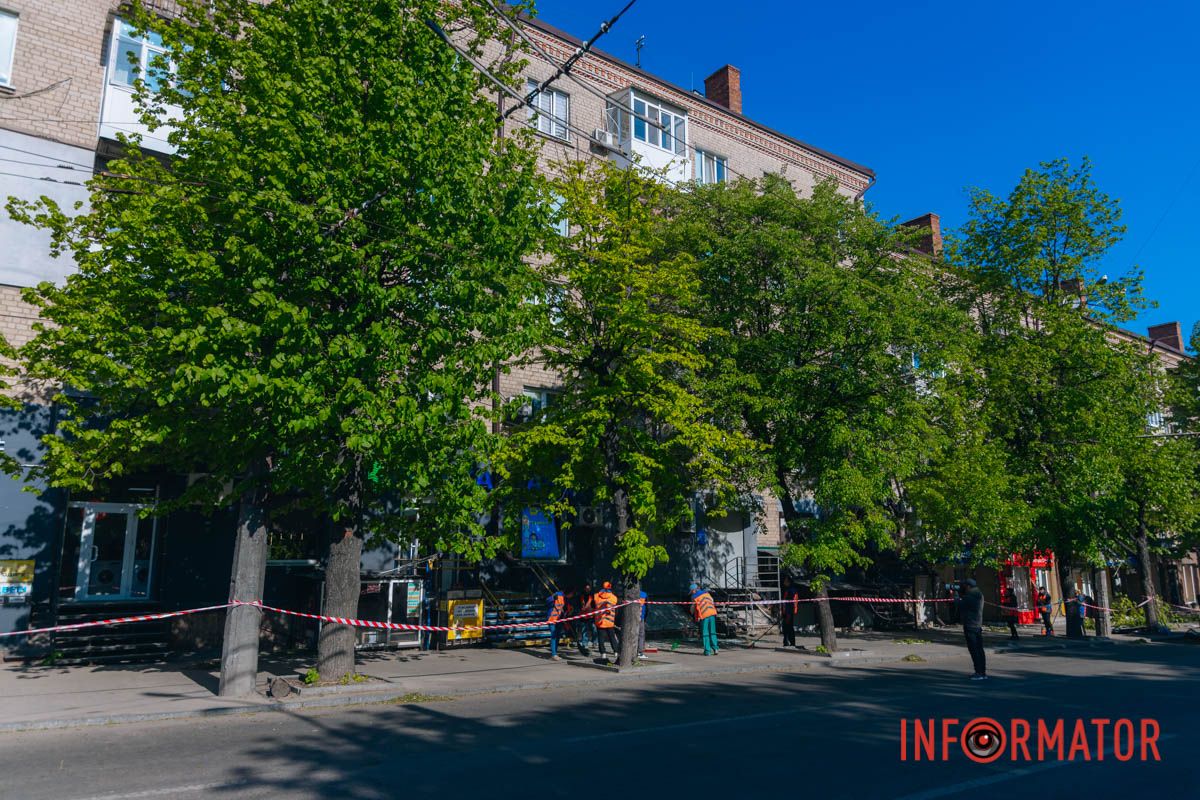 Понівечені магазини та вибиті вікна: фото з місця атаки російських БпЛА у Дніпрі 4