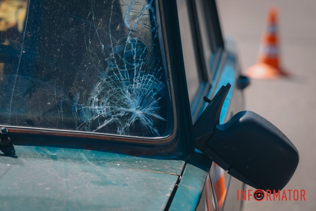 Здесь под колеса ВАЗ попал мужчина