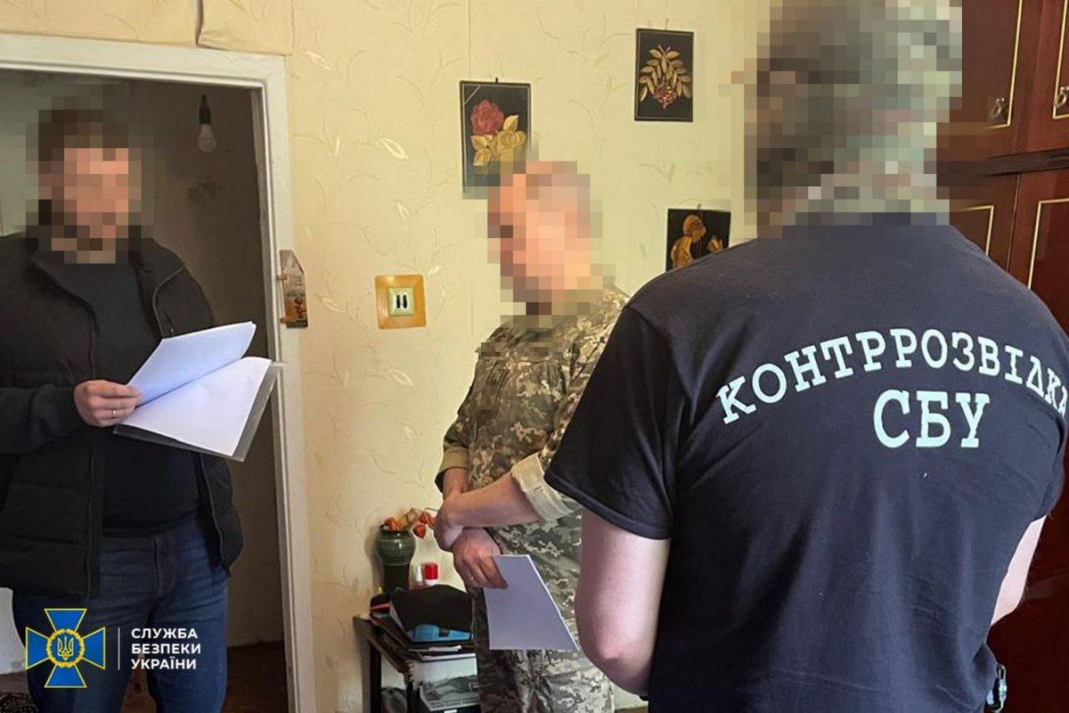 Речь о бракованных партиях в 120 тысяч 120 минометных выстрелов Поставили в ВСУ 120 тысяч бракованных минометных выстрелов: СЮУ задержала директора оборонного завода из Днепропетровской области Леонида Шимана 3