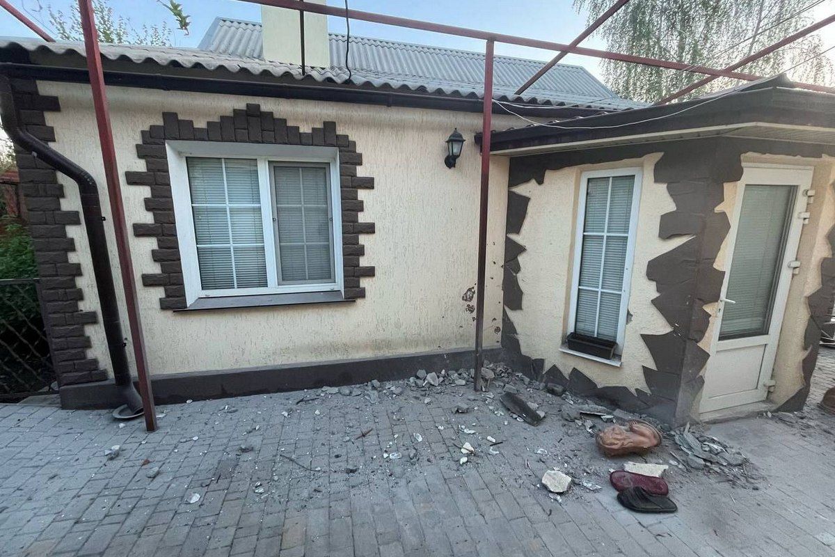 Враг запустил по Мировской и Покровской общинам дроны-камикадзе. Враг запустил по Мировской и Покровской общинам дроны-камикадзе.