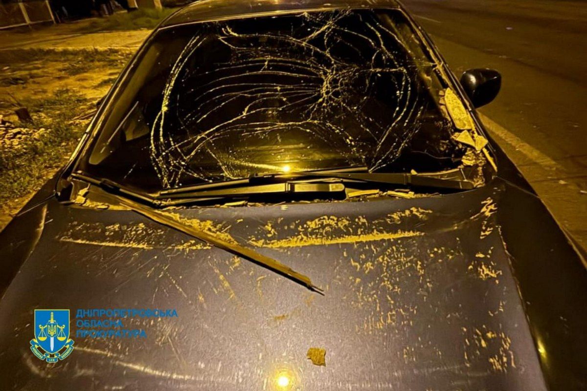 Масована атака «Шахедів» на Дніпро: у ДСНС та поліції показали фото з місць ударів 9