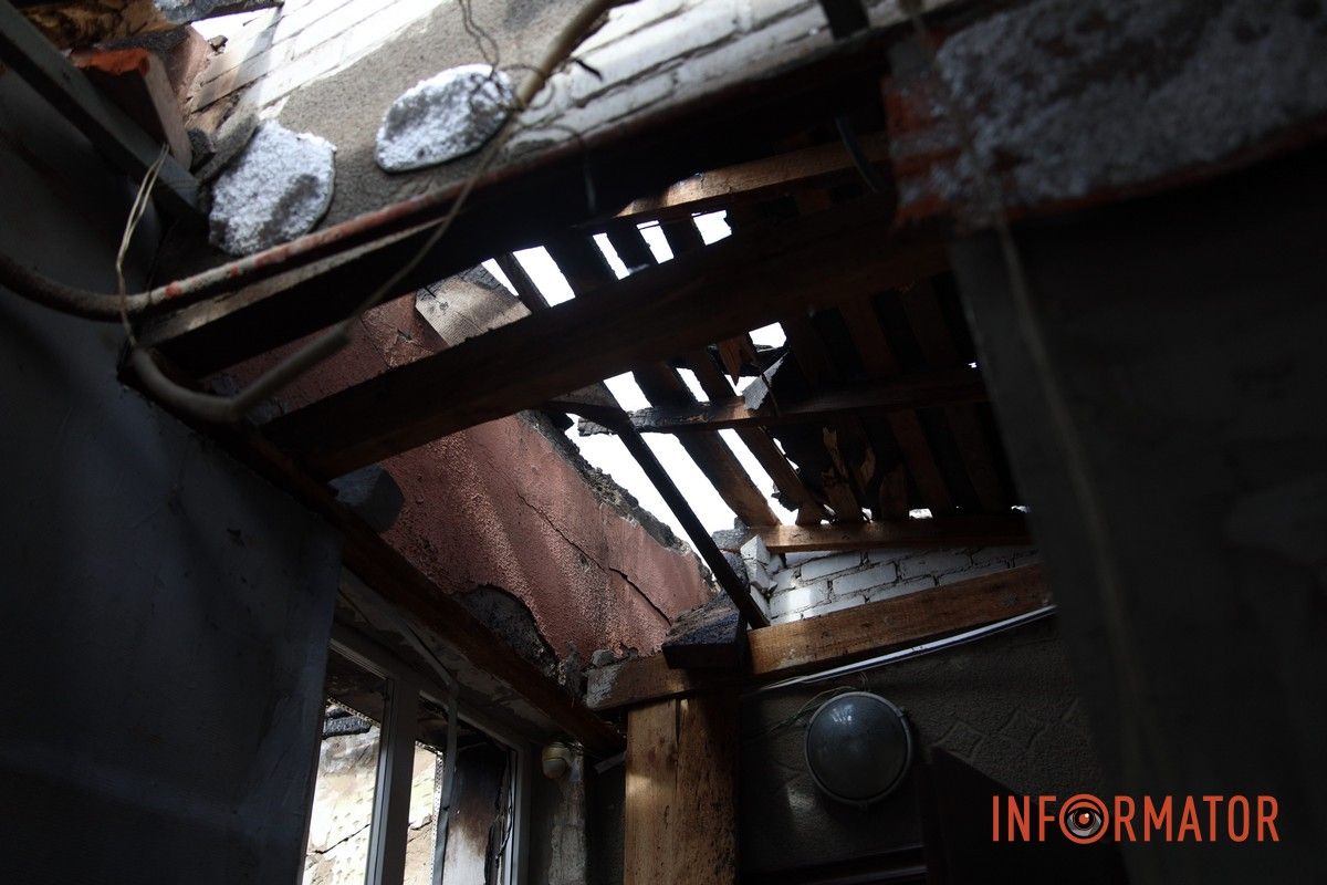 Разбитые дома в частном секторе: фоторепортаж Информатора с мест вражеской атаки «Шахедами» по Днепру 10