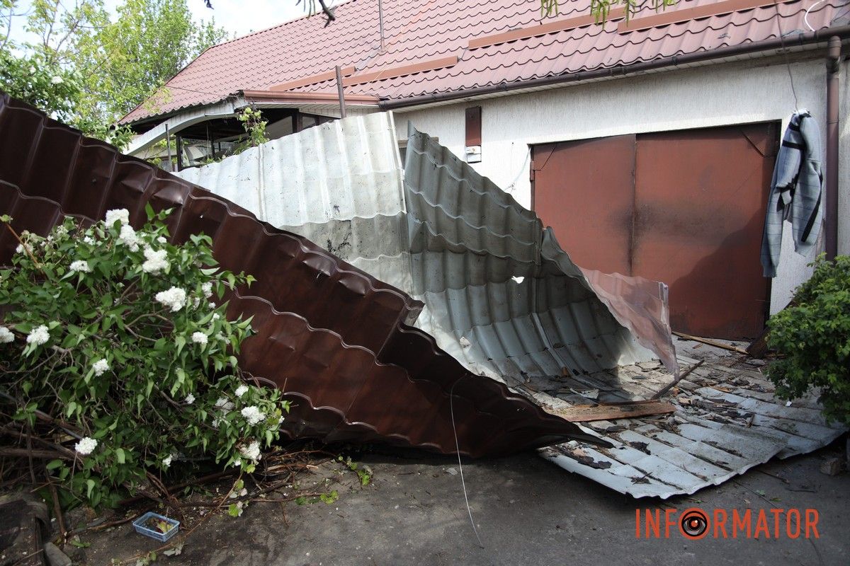 Разбитые дома в частном секторе: фоторепортаж Информатора с мест вражеской атаки «Шахедами» по Днепру 28