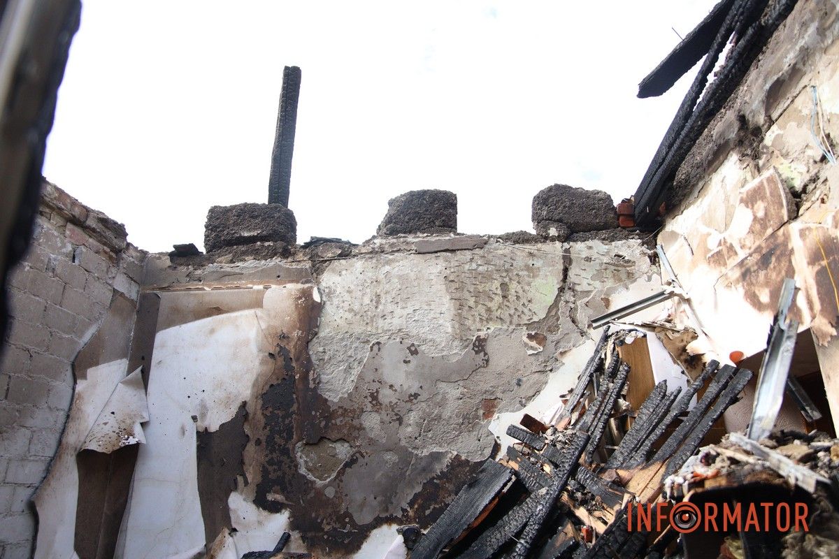 Разбитые дома в частном секторе: фоторепортаж Информатора с мест вражеской атаки «Шахедами» по Днепру 37