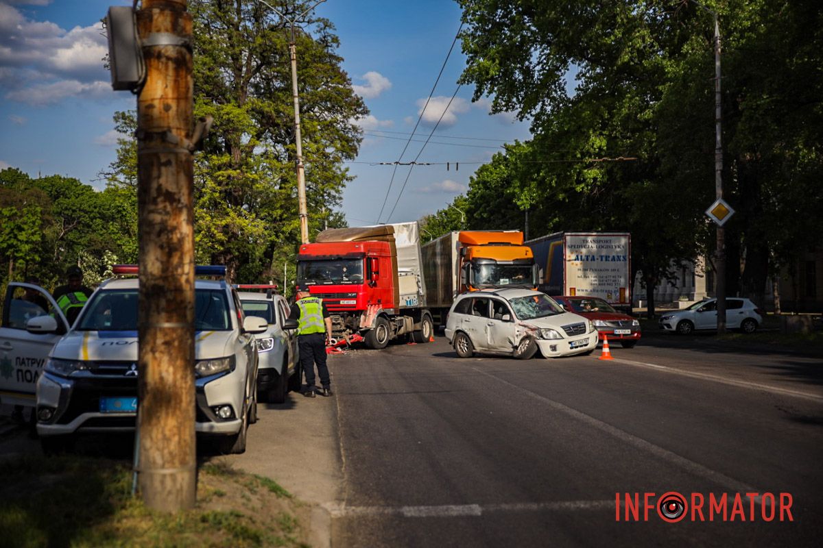 Значительная часть дороги перекрыта