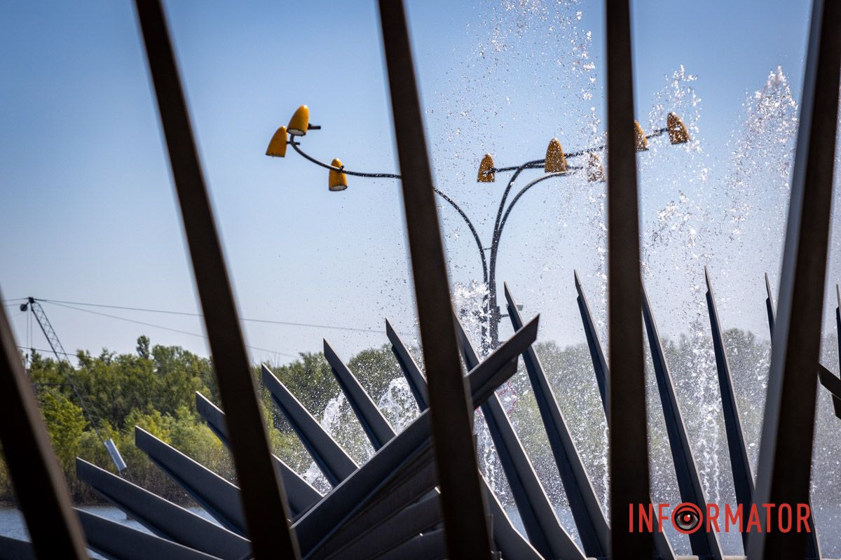 Журналисты Информатора проверили локации, где должны были запустить фонтаны