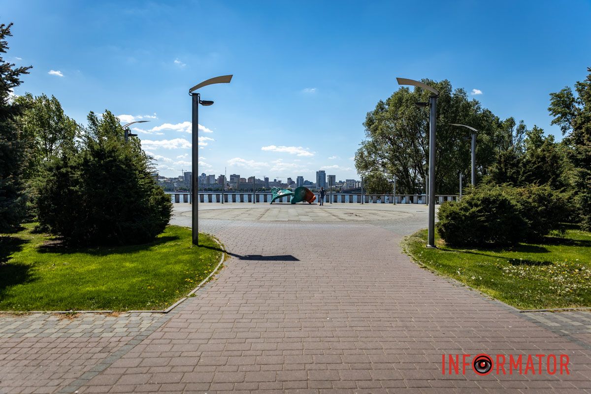 Фонтан на бульварной части Солнечной Набережной, в районе дома №2