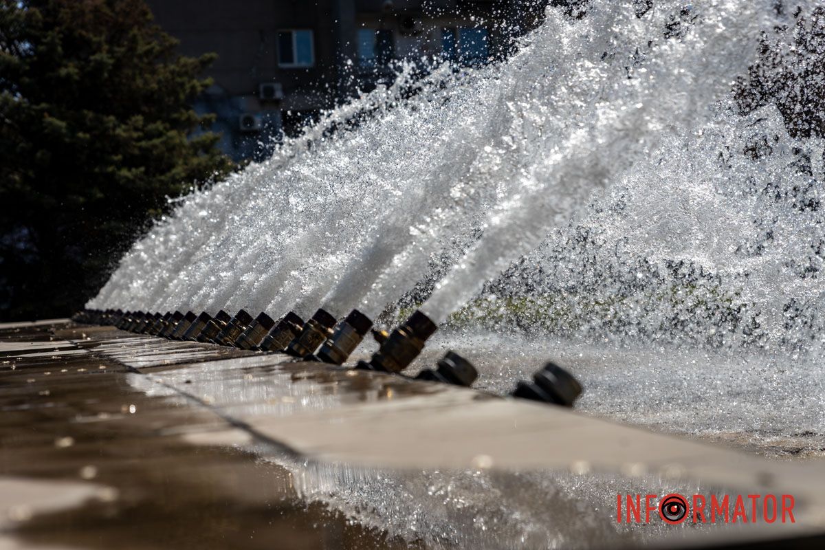 Весеннее отражение в воде