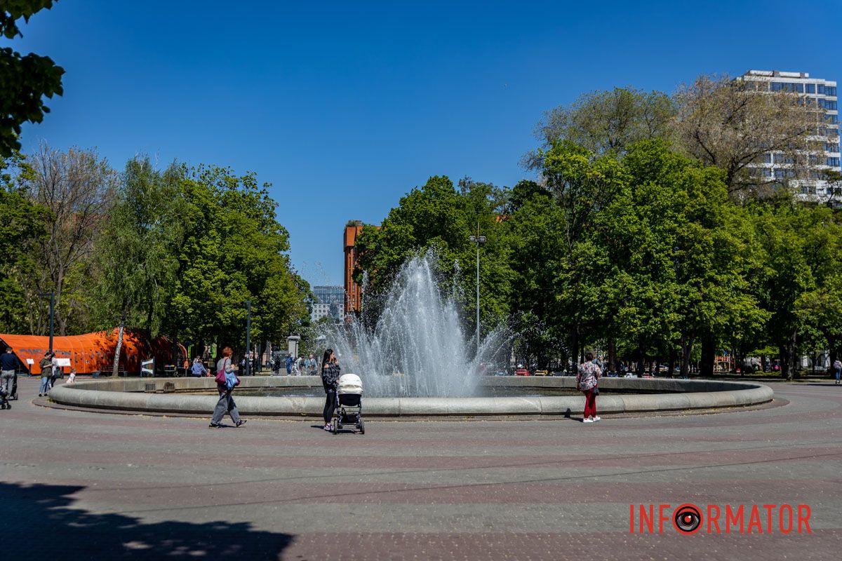 Фонтан в Сквере Героев