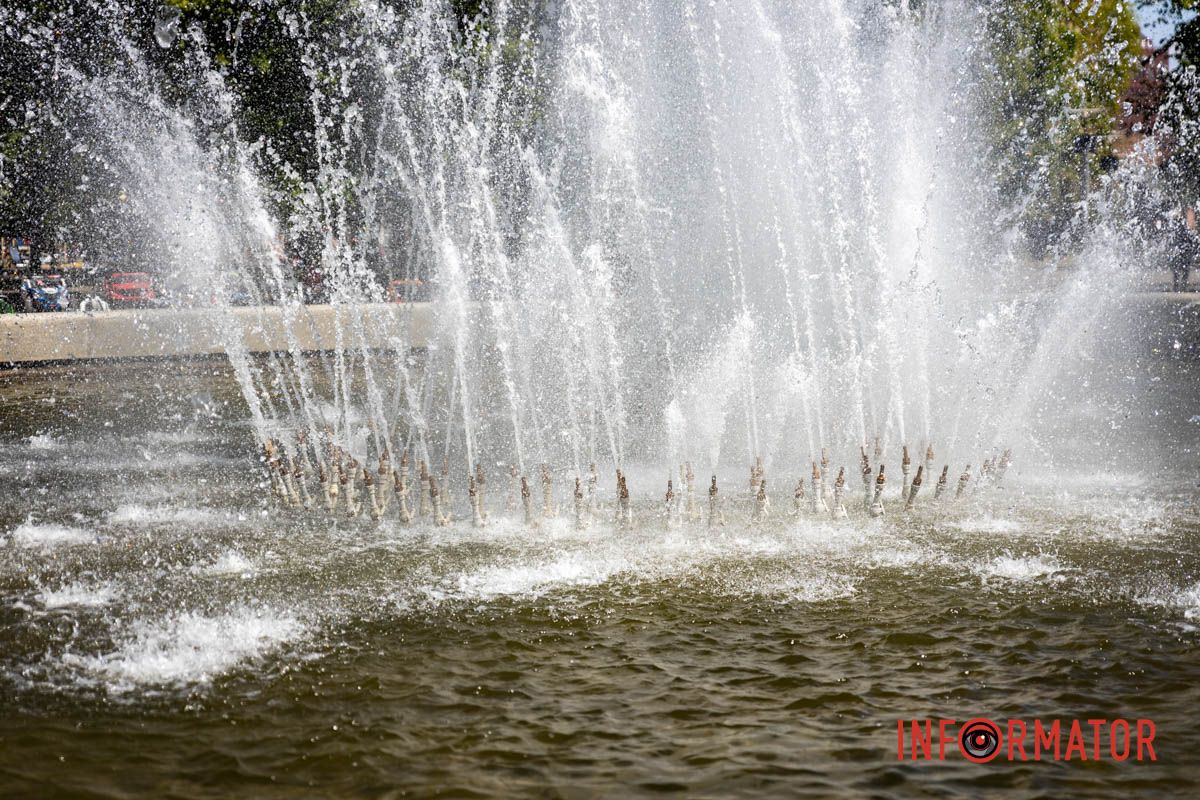 Возле воды больше людей