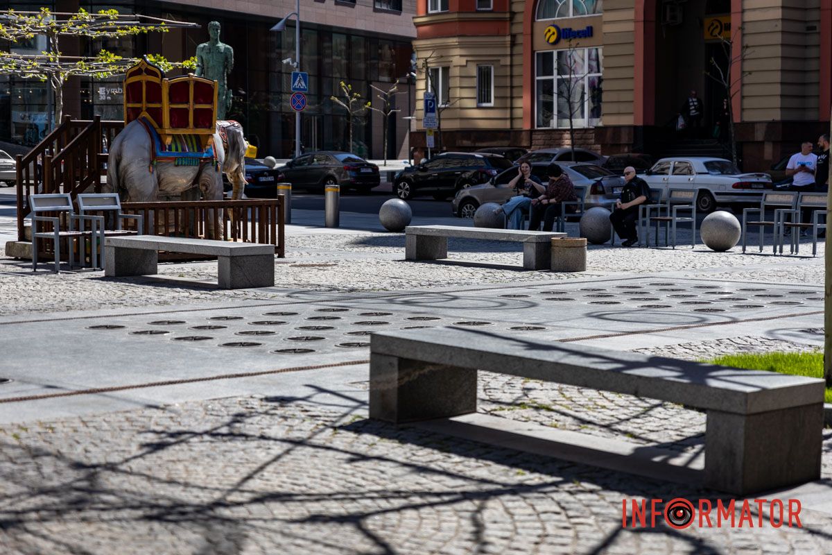 Запустили не все: какие фонтаны заработали в Днепре 1 мая 94