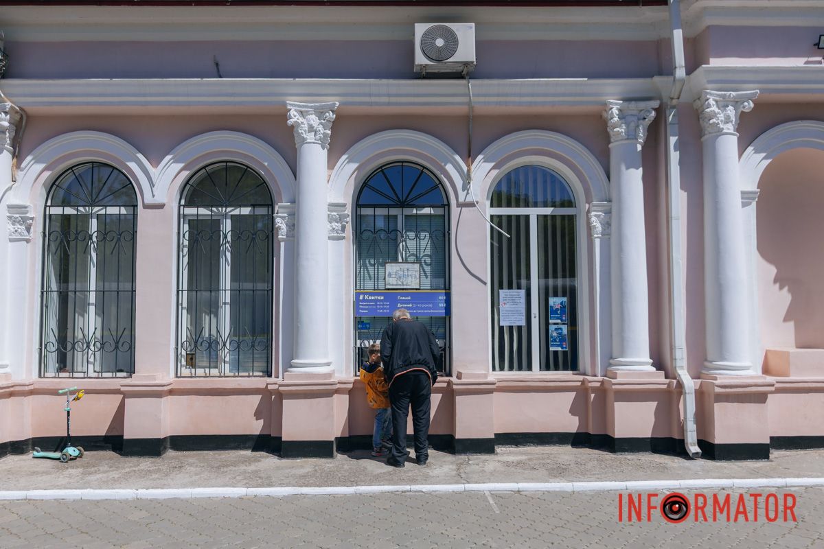 Детская железная дорога находится в парке Глобы