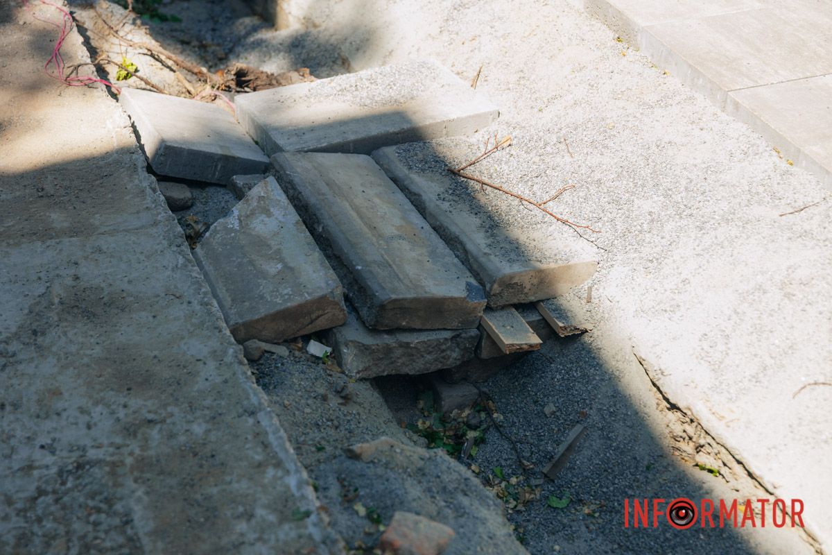 Также установят более 2,5 километров нового бордюрного камня.