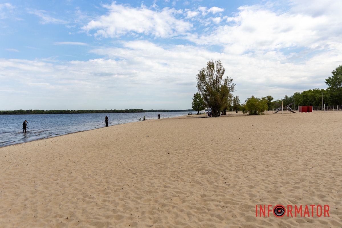 На Монастырском было немного людей