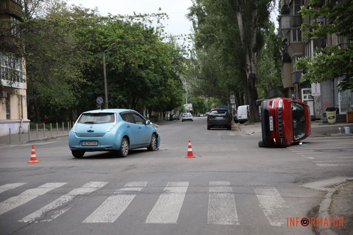 У вівторок, 6 травня, у Дніпрі на перехресті вулиць Половецької та Князя Ярослава Мудрого сталася ДТП У вівторок, 6 травня, у Дніпрі на перехресті вулиць Половецької та Князя Ярослава Мудрого сталася ДТП