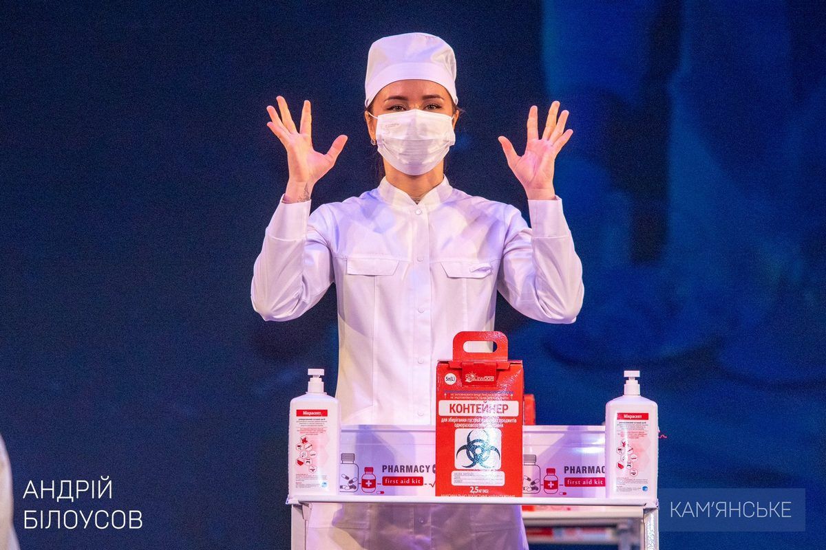 В Каменском определяли лучших медсестер, фельдшеров и акушерок В Каменском определяли лучших медсестер, фельдшеров и акушерок.