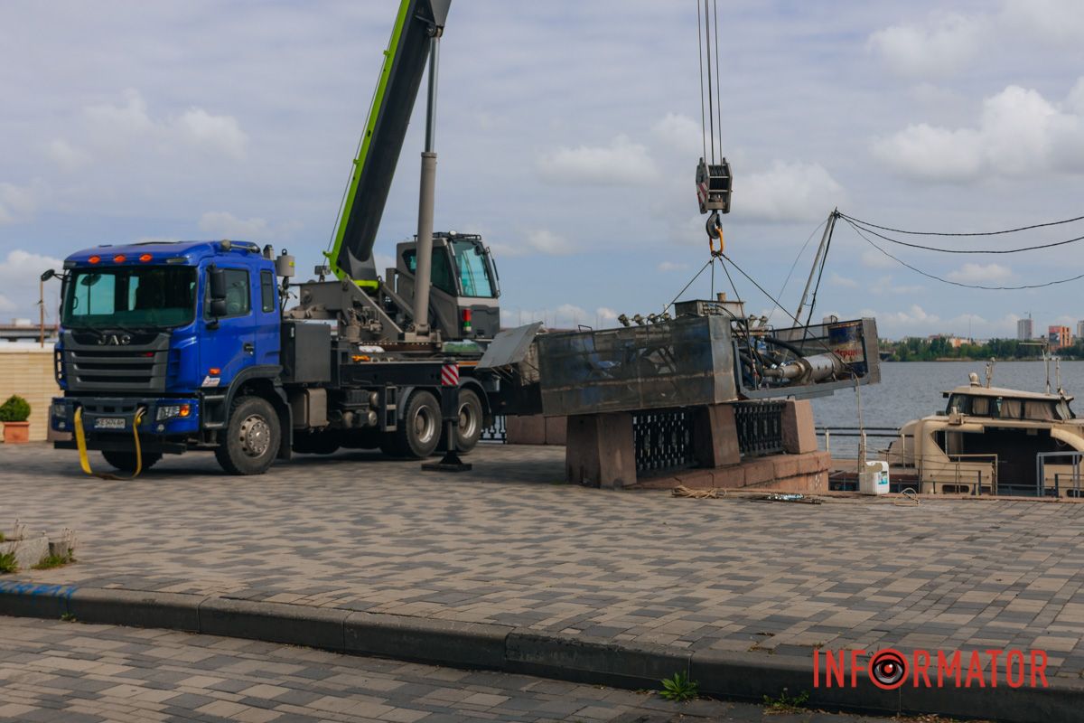 По словам работников, работы завершат 8 мая