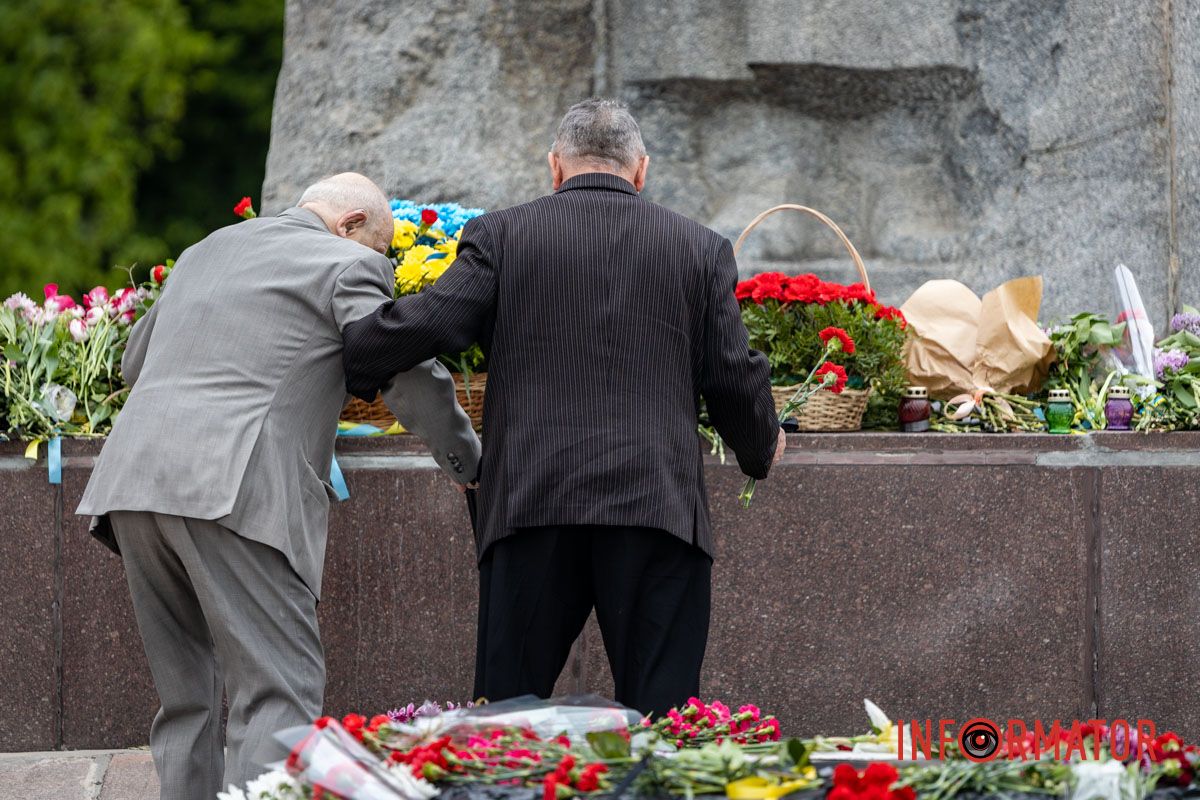 Люди приходили целыми семьями