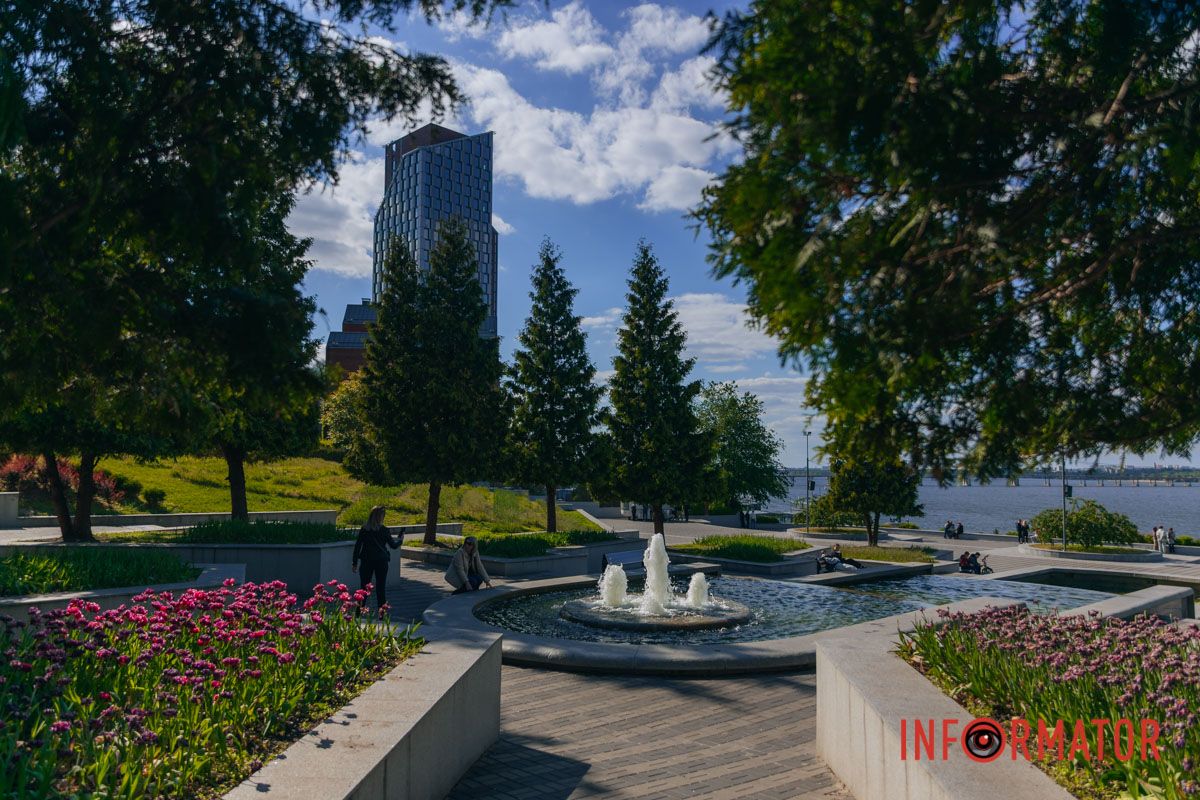 В парке Шевченко в Днепре запустили фонтан: как он выглядит 4