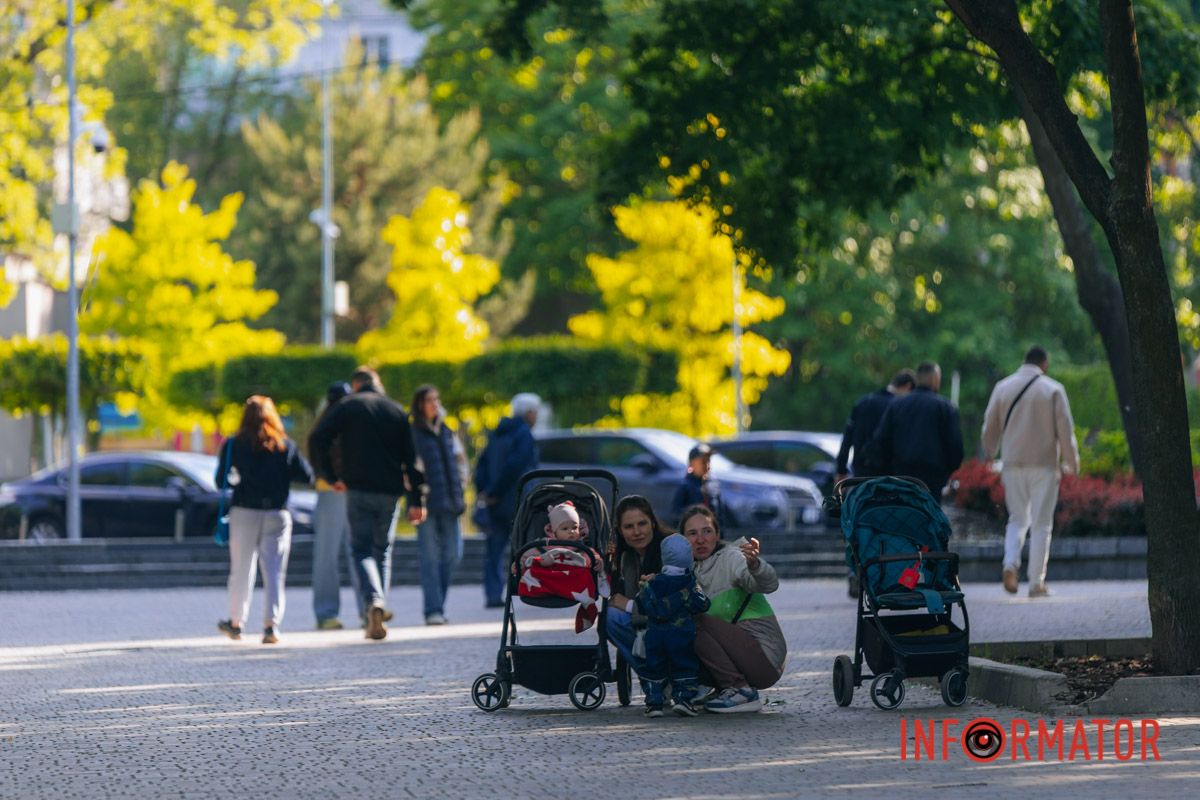 Облака - настоящее произведение искусства: как жители Днепра наслаждаются выходным после дождей 17