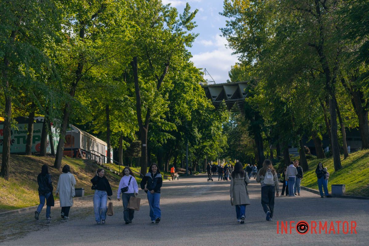 Облака - настоящее произведение искусства: как жители Днепра наслаждаются выходным после дождей 34